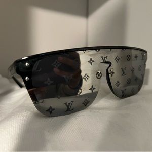 Louis Vuitton LV Waimea Shield Sunglasses Acetate